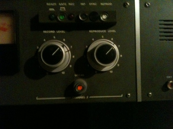 I keep trying to talk to this tape machine guy but he keeps looking at me like we don't speak the same language 