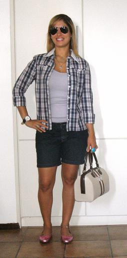 Meu lookito de hoje é inspirado na "xadrez mania" que invadiu o blog. Detalhe: blusa Riachuelo por R$55,90!
