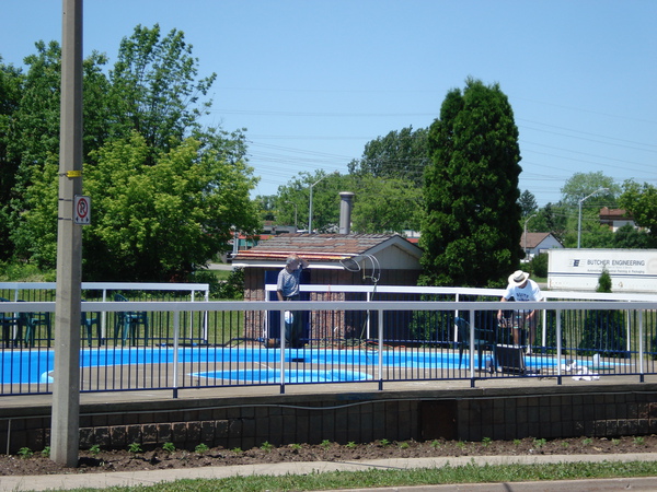 The pool at the Diplomat Inn is being painted. I would assume it would open soon