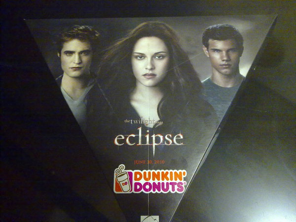I bought a dozen of donut bcuz of this. :D @minamic @twilightcovenph