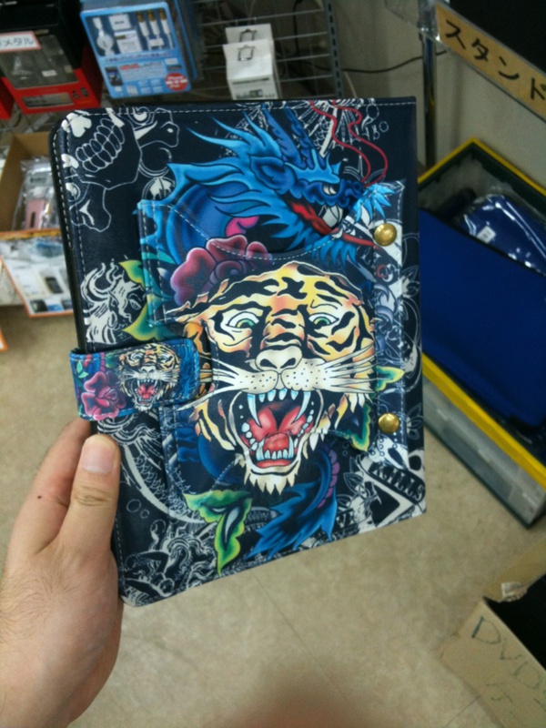 イケショップでド派手なiPad用ケースが販売中。今だけ特価で2,980円。