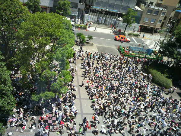 上からのボマス(会場前のみ)の光景
