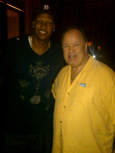 At Michael Jordan's Steak House and guess how I bumped in to. Any one recongnize this man?