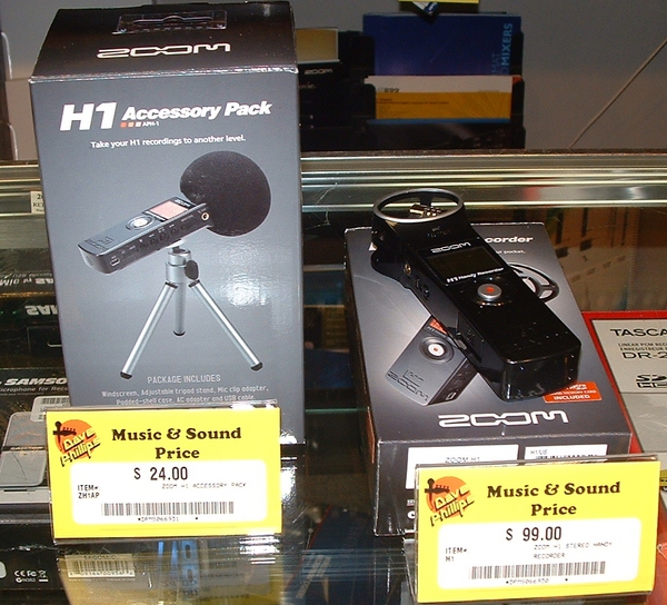 Long wait over!  Zoom H1 &amp; access pack here in Phillipsburg, TODAY!