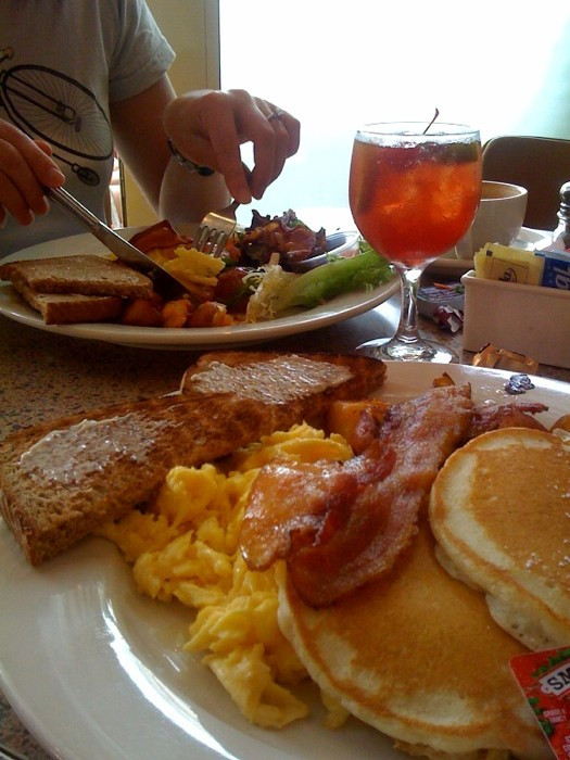Had brunch at our local diner this morning - bit of a downgrade after last nights dinner!