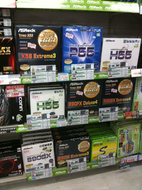 ソフマップリユース総合館でASRock製品の取り扱いを開始。マザーボードが約10点ほどあります。