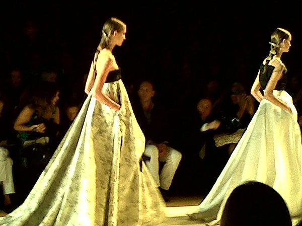 Final gown: porcelain embroidery. Carolina Herrera. #nyfw #mbfw