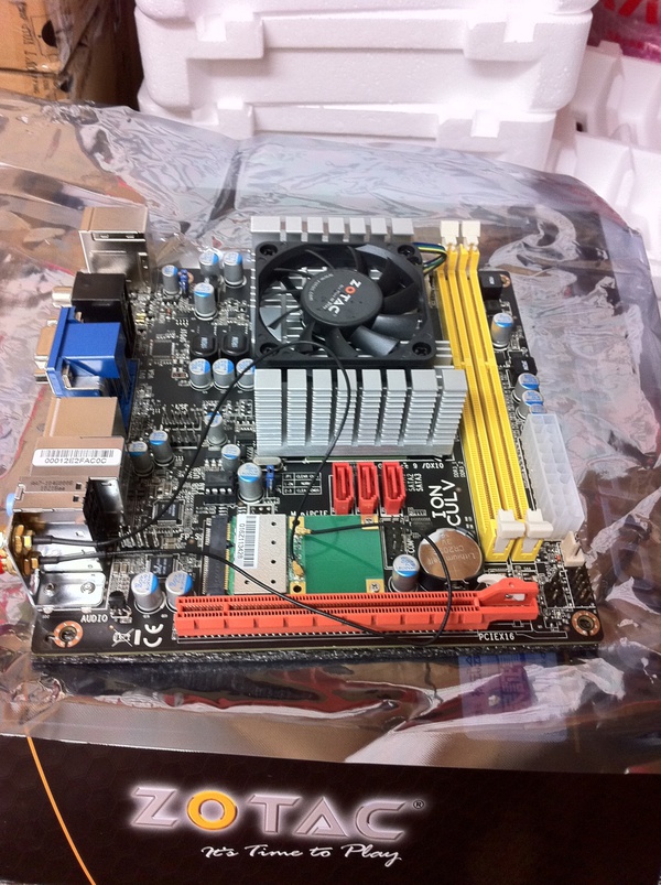 CULV Celeron + ION構成のMini-ITXマザーが発売。デュアルコア。T-ZONEで21980円。
