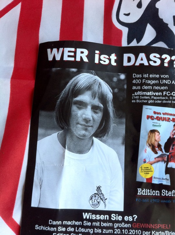 An alle FC-Fans, nutzt die Halbzeit und helft uns mal bitte: Wer ist das? 