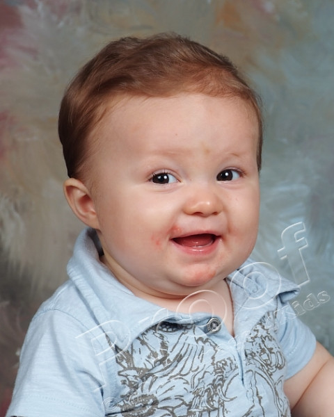 Look at Max's first class picture!! Sweet Moses, I love this litte guy!!