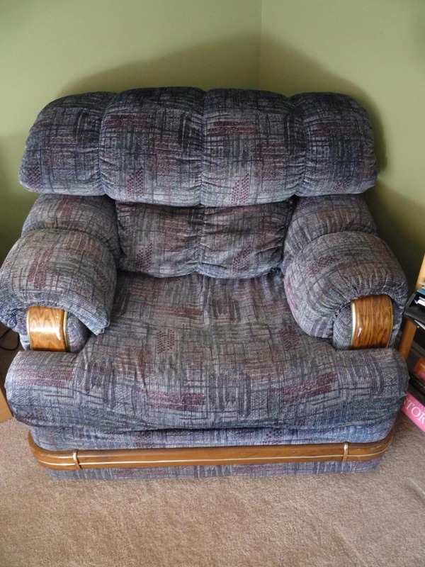 Super comfy chair seeks loving home. Will be sorely missed. $25. Come'n get it. 