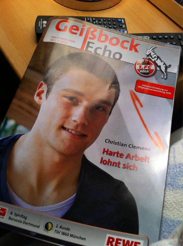 Als Bettlektüre jetzt dieses Gruselmagazin aus Köln: