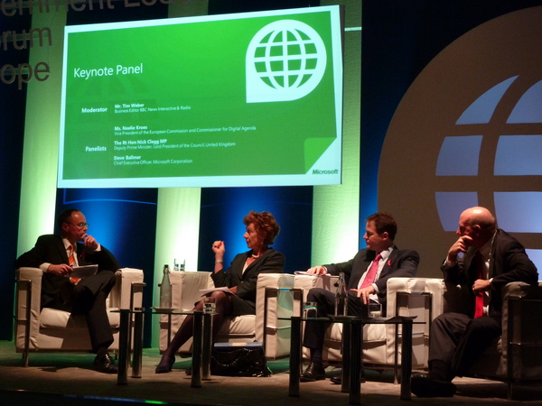 Government Leaders Forum Europe à LONDRES : Neelie Kroes + Nick Clegg + Steve Ballmer réunis ... belle brochette !
