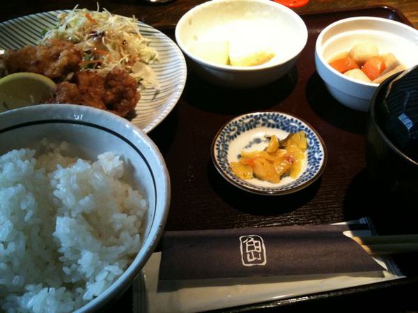 からあげ〜。 さかなやま 名駅本店なう http://4sq.com/4oBhEN