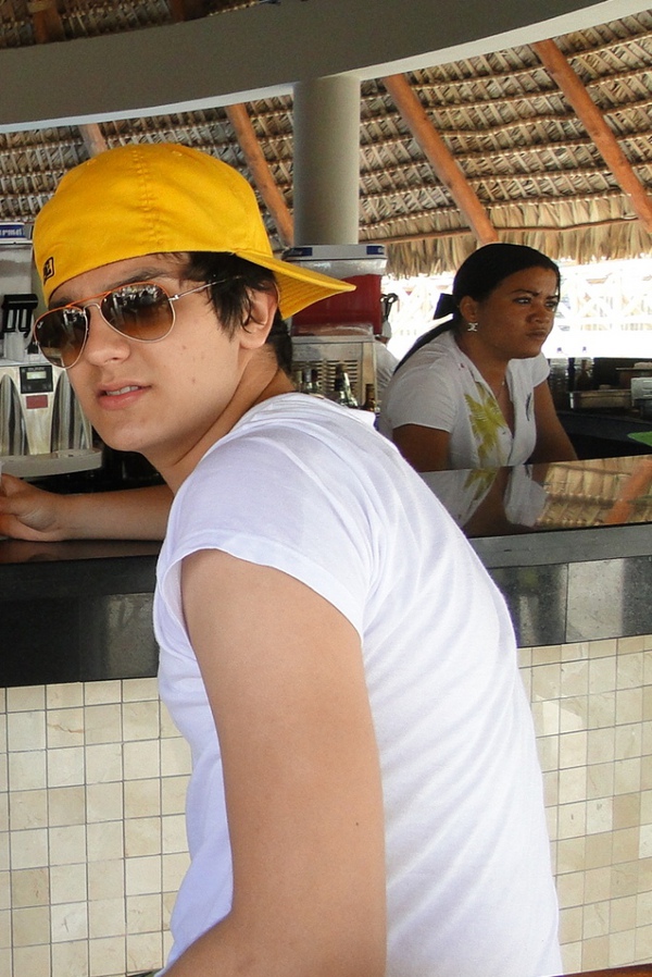 Voltei amors! vou por as fotos que a gente tirou la no Caribe pra vcs verem ta?