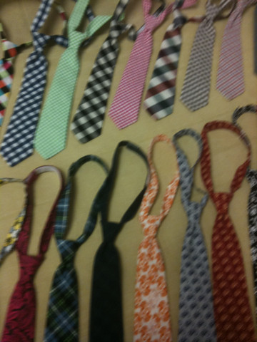 #KIDSHOW Urban Suday booth #303 ties and neck ties. GREAT COLORS for boys &amp; girls #TwitPict