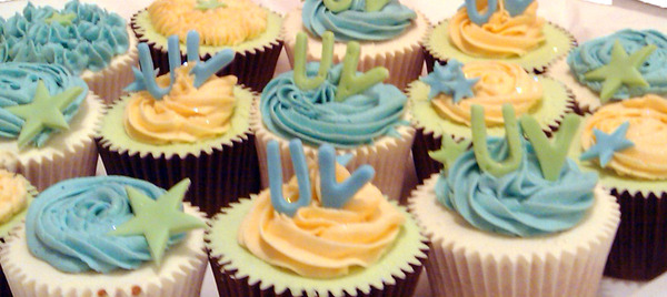 Great night at the Fringe - good comedy, good company and good food.  Even User Vision branded cupcakes from www.lizziesteaparty.co.uk!