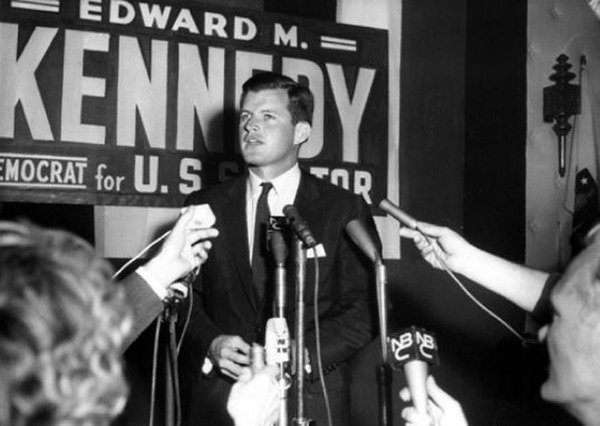 Prayers to family of Sen Ted Kennedy 77  http://www.nytimes.com?emc=na (pic’d here 1962) http://tinyurl.com/n9mcy8 