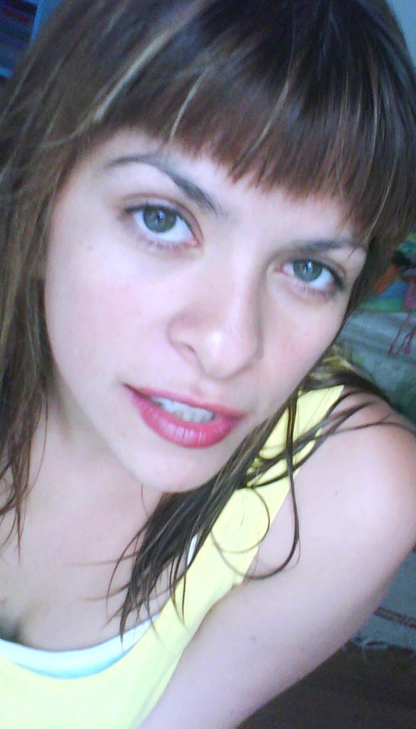 hoy use lipstick... no lo hacia desde que tenia como 6 años. jojo