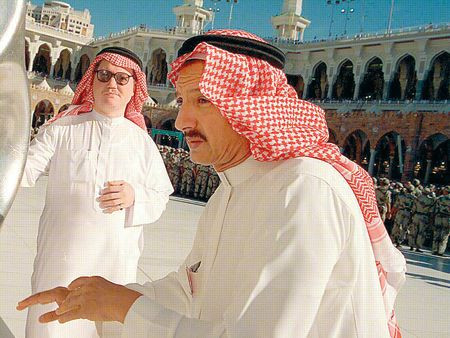 ウサマ・ビンラディンより、ジェッダの影の支配者バクル・ビンラディンの方が気になります。