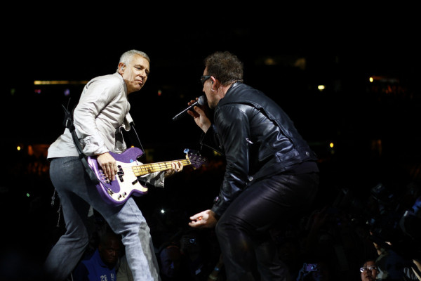 Bono &amp; Adam - U2360OAK 07/06/2011