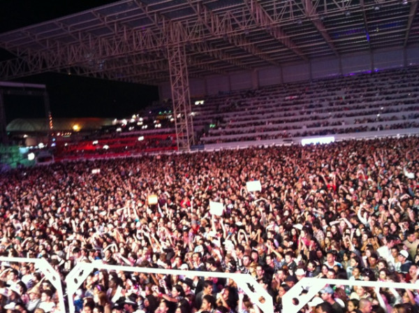 Quebramos maos um recorde de publico familia! Em 11 anos nunca teve tanta gente no rodeio de Americana SP! Fraga a galera: 