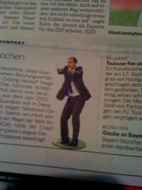 Cool, die #KölnerRundschau hat eine Josep-Guardiola-Actionfigur gebastelt...