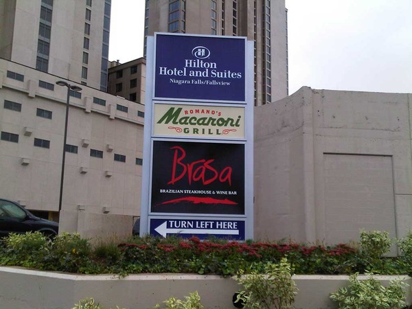 I don't know how long this has been up for, but I noticed yesterday a nice sign for the new Hilton at the corner of Murray St and Stanley Ave