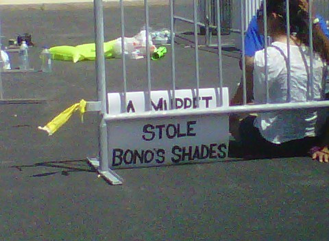 Huh?! Explain please! :) #U2360PHL