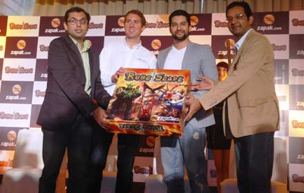 Mod Rob at the launch of RuneScape in India. We also had Bollywood star Aftab Shivdasani there http://bit.ly/bPyJ0. Ajd