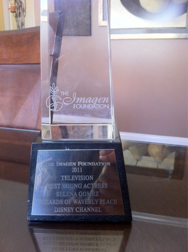 Last night @selenagomez won the Imagen for Best Young Actress! I accepted on your behalf, Sel. Come and get it! 