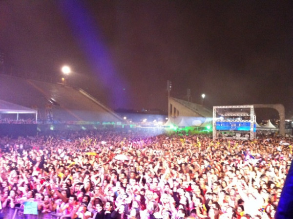 Apesar da chuva a galera carioca nao arredou os pés do Champion Fest Rio na apoteose! Valeu por td galera!