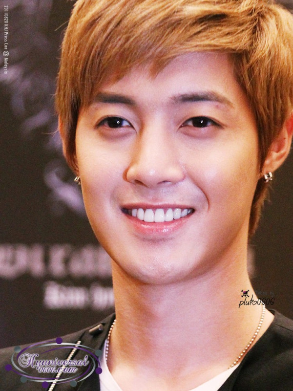 [pic-4] KHJ press con @ Hilton Hotel -end-