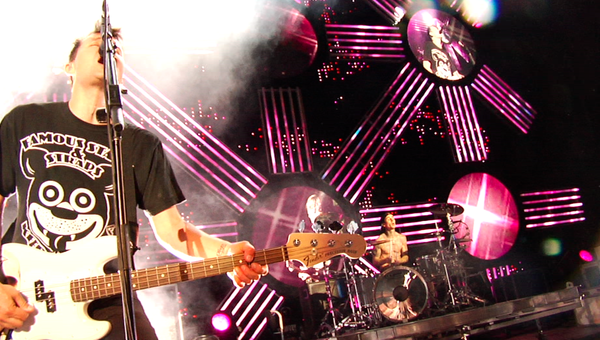 @trvsbrkr and @markhoppus 