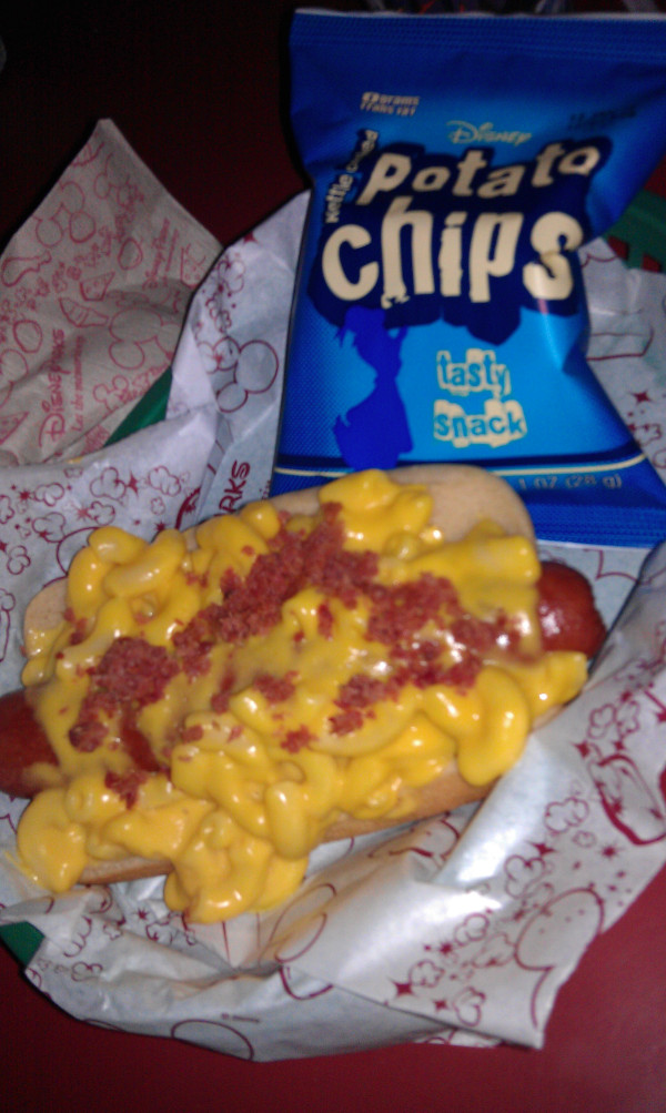 Bacon mac-and-cheese hot dog at the Disneyland AP party. Don't tell my trainer...