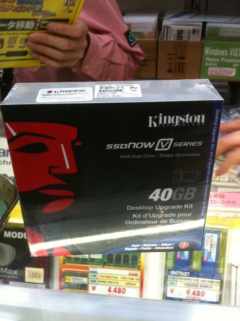Kingston/Intel製SSD 40GBのマウンタ付きモデルがツクモパソコン本店IIに入荷。11480円。限定2個。