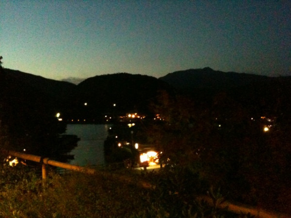 夜景。