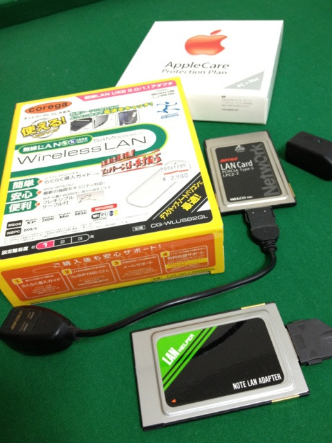 なつかしいノートPCにセットするLANカード。