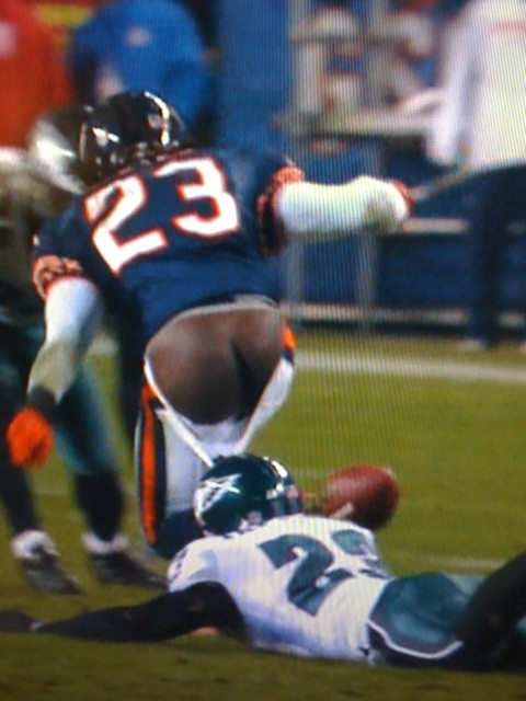 Devin Hester has a pretty nice ass!
