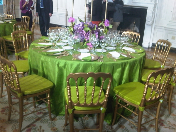 Here are the place settings for tonight's State Dinner. (CBS News photo by Frank Thorp)