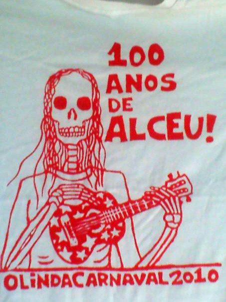 Camiseta "Os 100 anos de Alceu Valença: Carnaval de Olinda 2010"