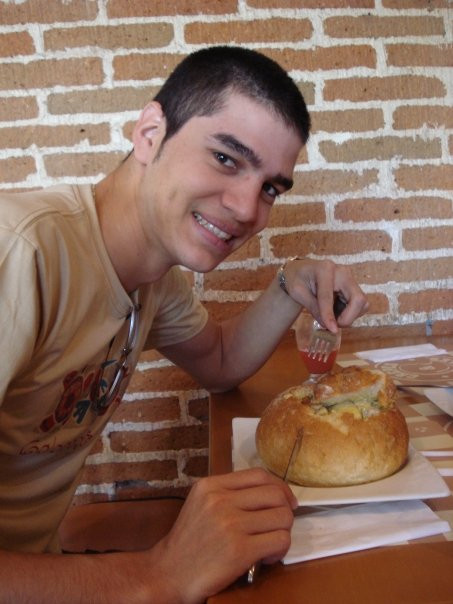 Almorzando pan cook de pollo al curry