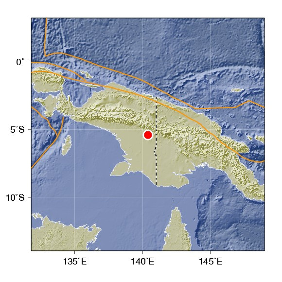 Gempa Mag:5.7 SR,05-Dec-11 01:53:01 WIB,14 Km,(50 km BaratDaya OKSIBIL-PAPUA )