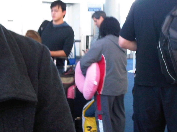 Newark stopover. Major neckpillow envy.