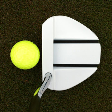 The new TM Ghost Manta putter is an alignment beast, more on PutterZone.com.