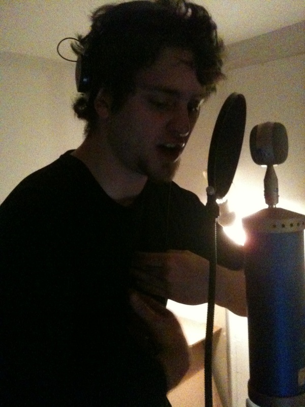 Grabando una cancion maravillosa. Realizacion total este viaje!