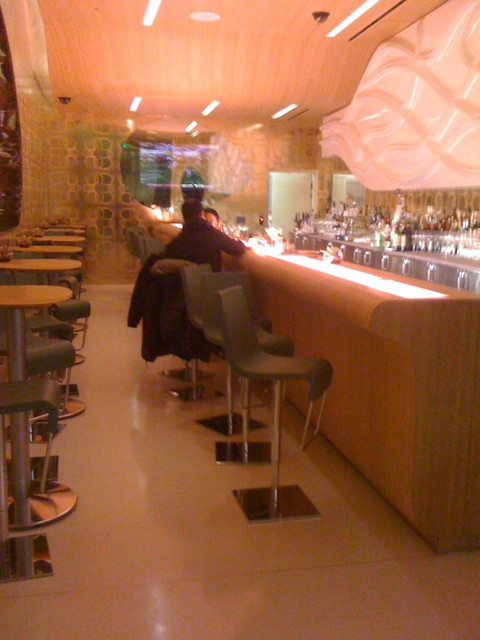 Busy night at silk road at vdara... Or not