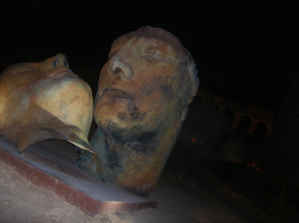 Due volti di Igor Mitoraj @ Valle dei templi di Agrigento. http://adf.ly/72u3s