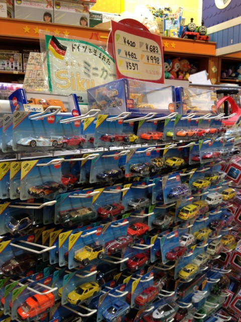 ドイツのミニカー Siku