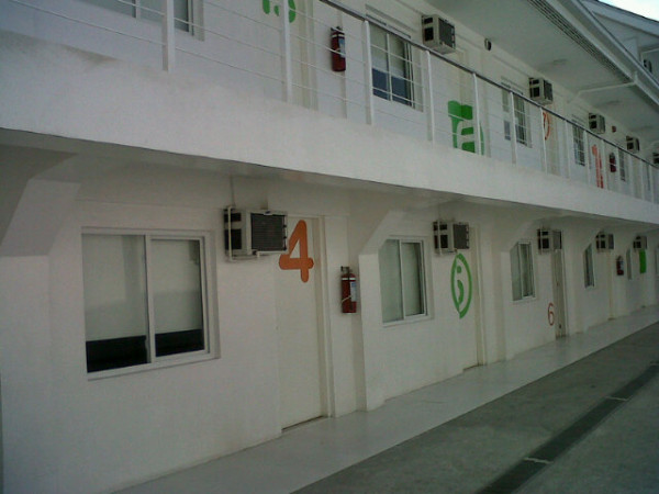 Here's how the @IslandsStay Islands Stay Hotel Mactan Cebu hallway looks like #Cebu #CebuEscapade